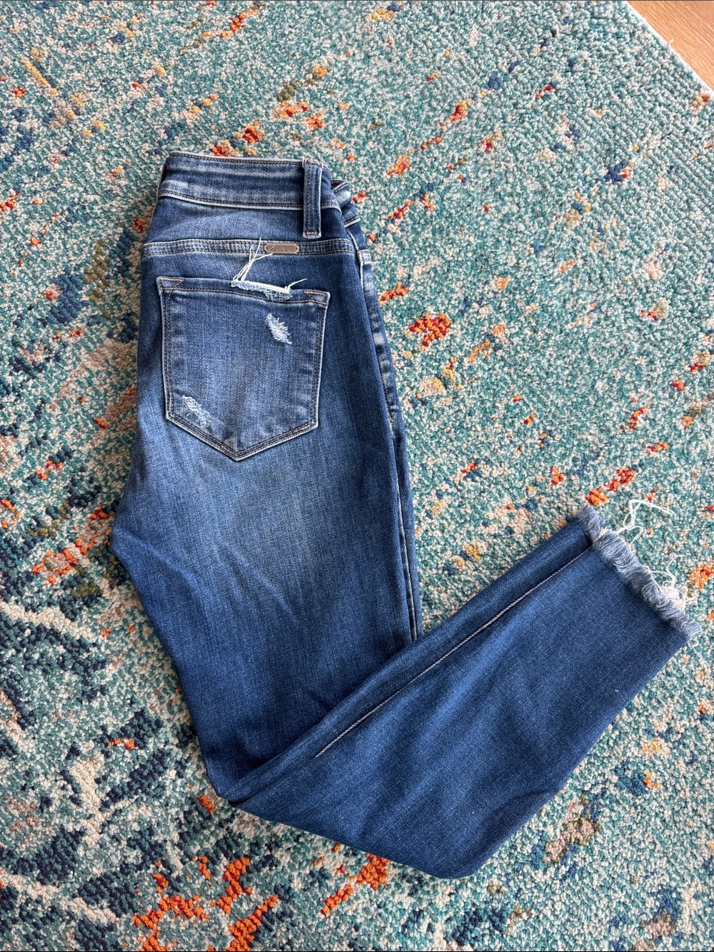 KanCan Dark Blue Distressed Ankle Crop Jeans